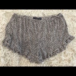 leopard print lounge short